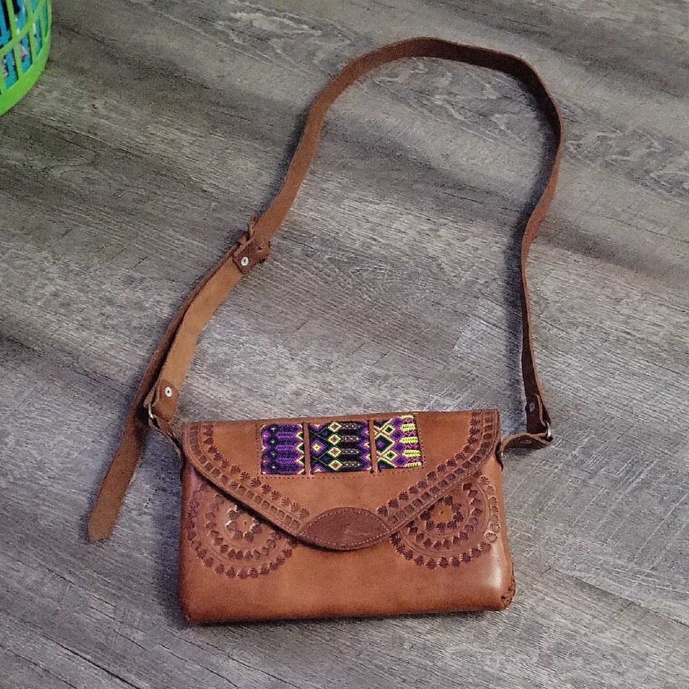 Artisan Brown Leather Crossbody Bag with Embroidery